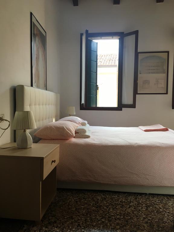 Hesperia Apartment Treviso Bagian luar foto