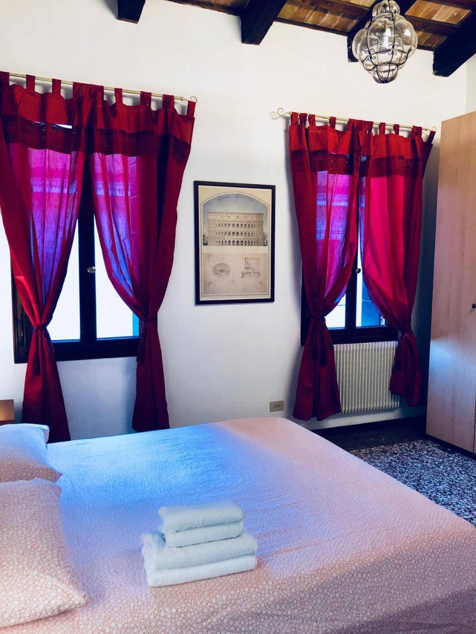 Hesperia Apartment Treviso Bagian luar foto